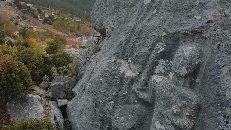 Üçoluk Herakles Stone
